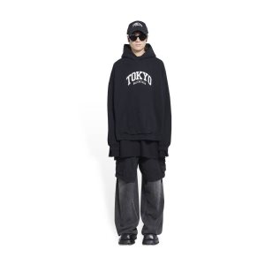 Men's Balenciaga Cities Tokyo Wide Fit Hoodie Black | 8349VQGRE