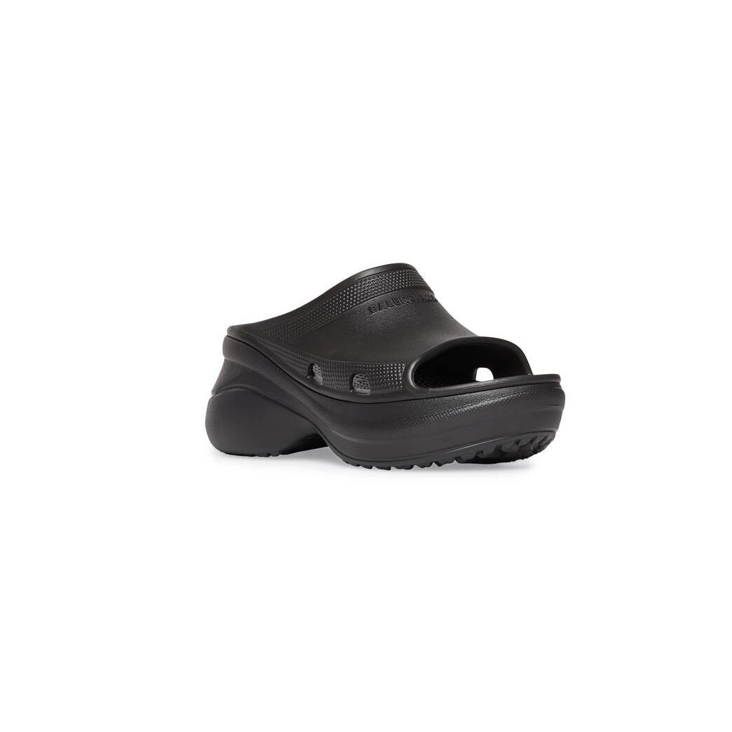 Men's Balenciaga Pool Crocs Slide Sandals Black | 0781OXLNB