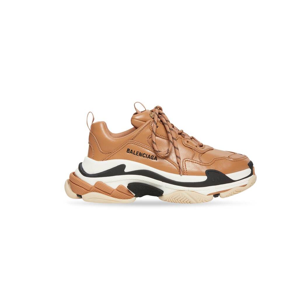 Men\'s Balenciaga Triple S Sneakers Beige | 5382KOVDM