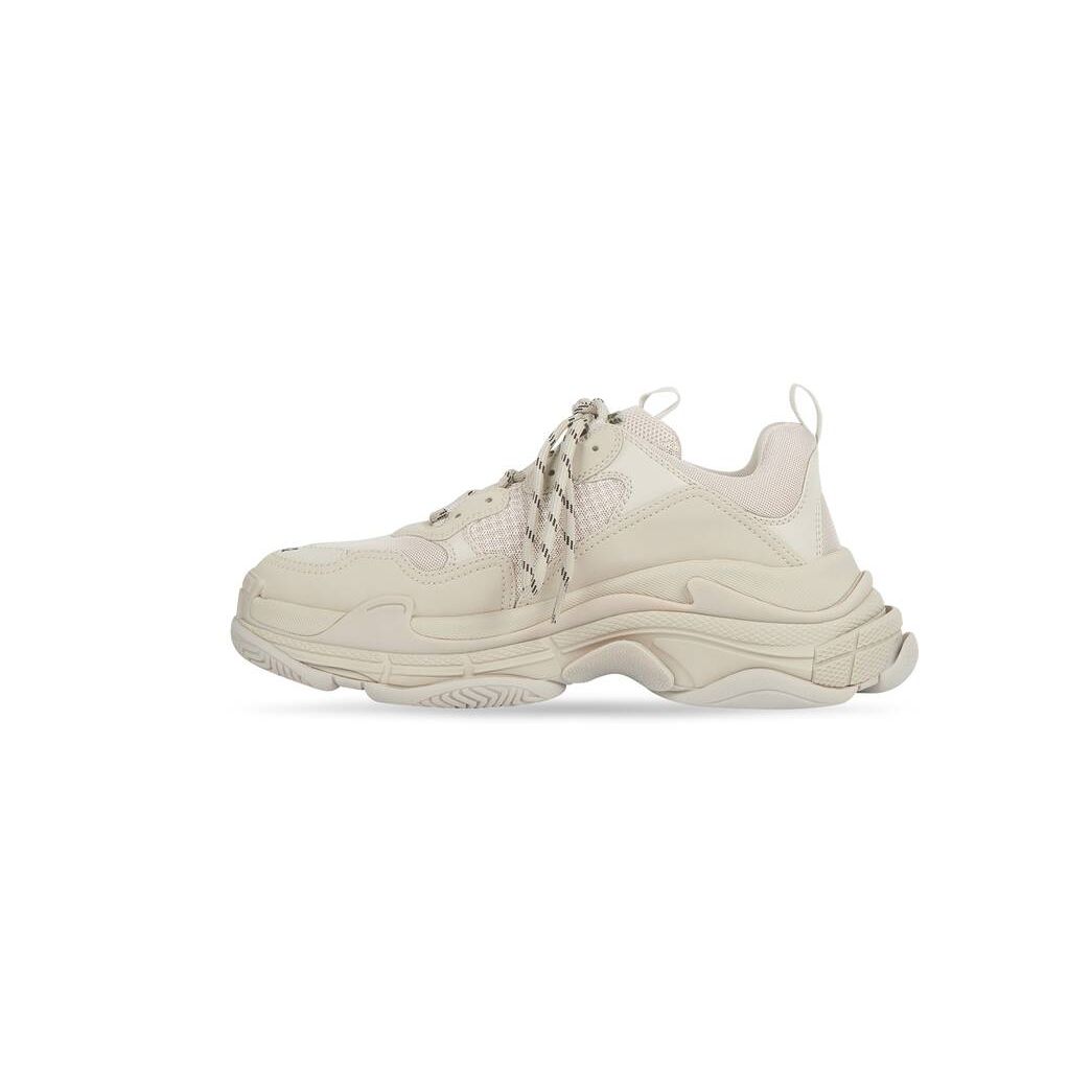 Men's Balenciaga Triple S Sneakers Beige | 6580PKSRI