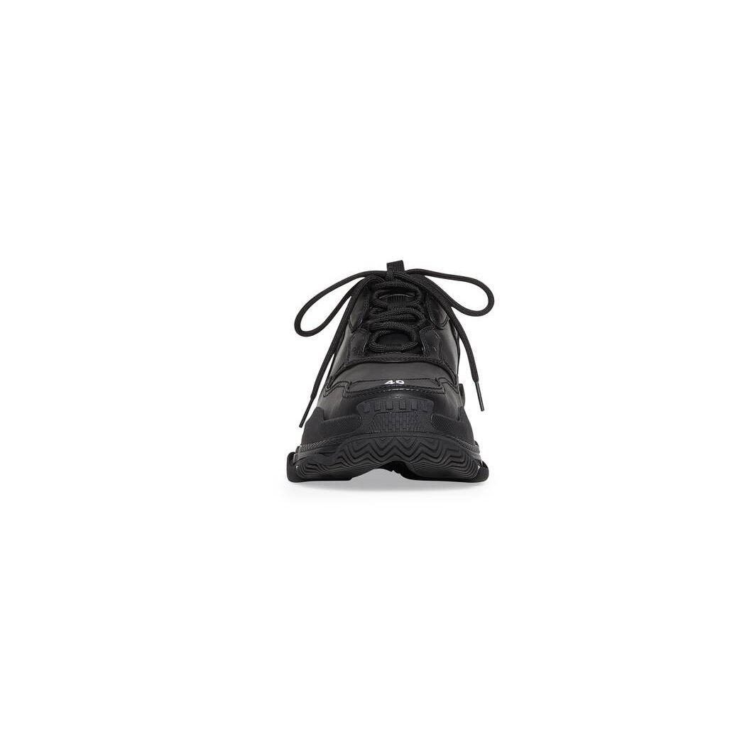 Men's Balenciaga Triple S Sneakers Black | 7013RQAMX