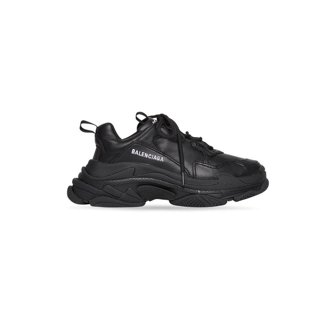 Women\'s Balenciaga Triple S Sneakers Black | 7948VCLHR